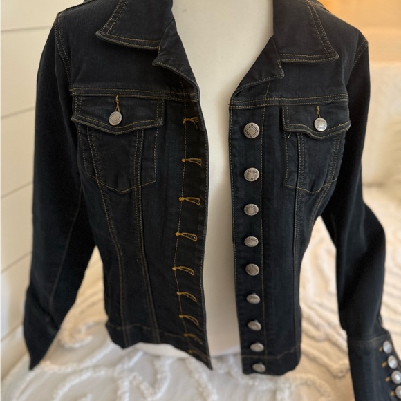 Dark Wash Denim Jacket with Classic Denim Style - Picture 6 of 8
